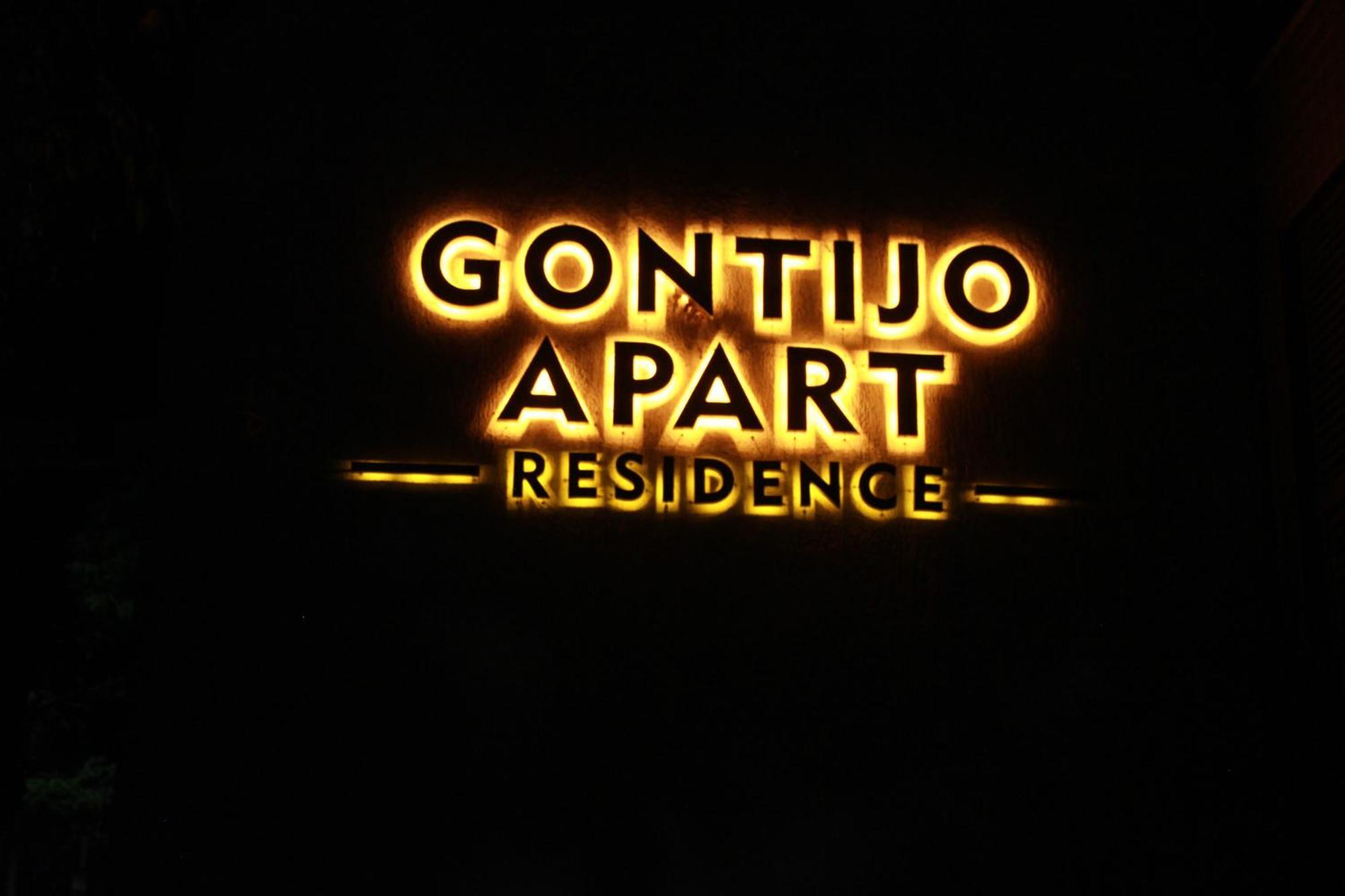 Gontijo Apartment *